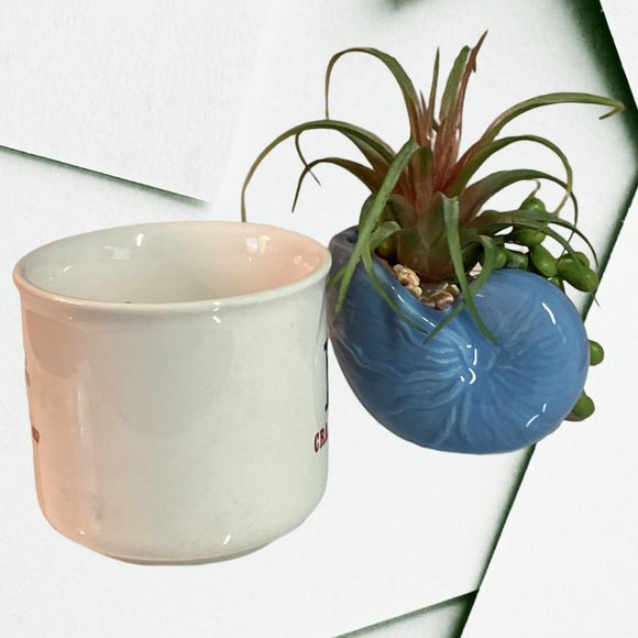 Mug I Love Crazy & Motel Coffee Tea Mug Cup w/Heart Mint Condition Pre-Owned - Picture 3 of 10